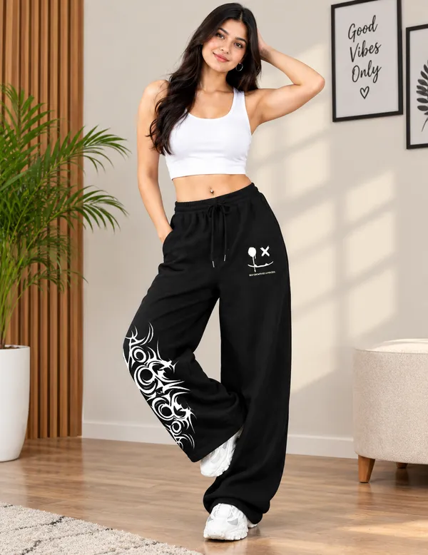 Women's_black_joggers_/_loos_fitting_pajama