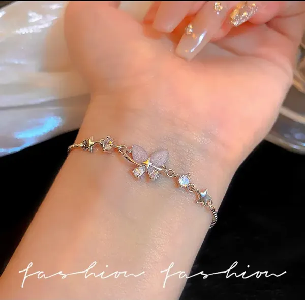 Silver_Alloy_Bracelet_For_Women