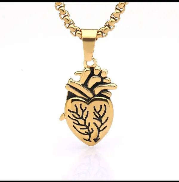 Anatomical_Heart_Gold_Pendant_Necklace