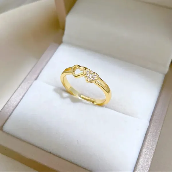 Gold_Alloy_Rings_For_Women