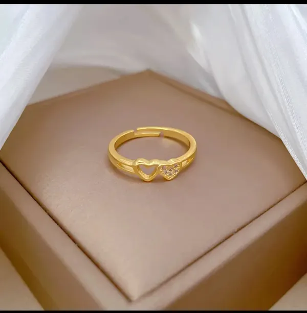 Gold_Alloy_Rings_For_Women