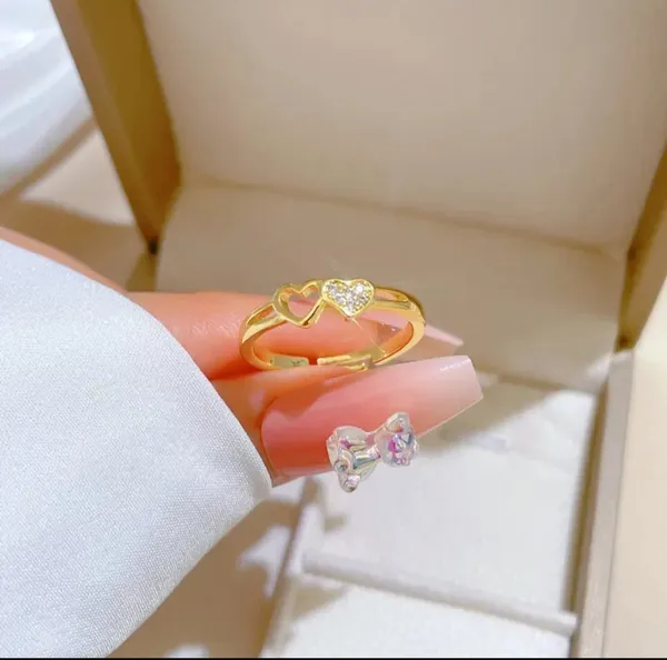 Gold_Alloy_Rings_For_Women