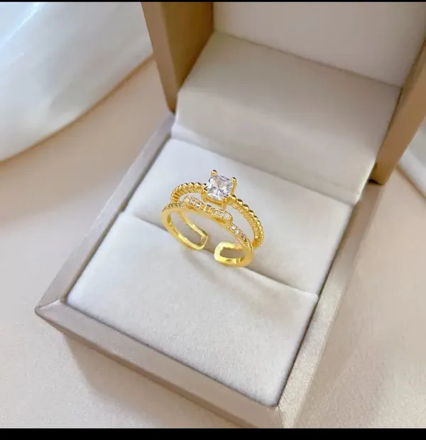 Gold_Alloy_Rings_For_Women