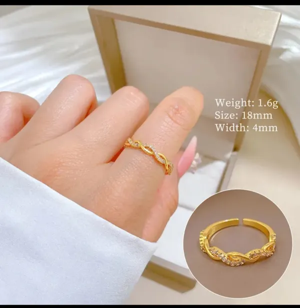 Gold_Alloy_Rings_For_Women