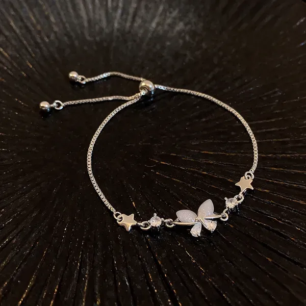 Silver_Alloy_Bracelet_For_Women