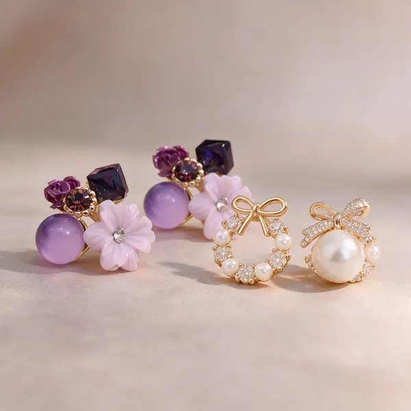 Gold_Alloy_Earrings_For_Women