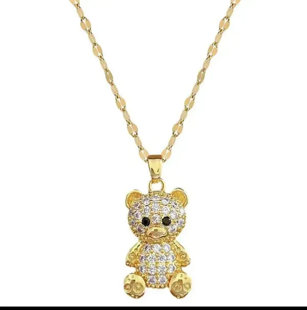 Gold_Alloy_Pendant_Necklace_For_Women