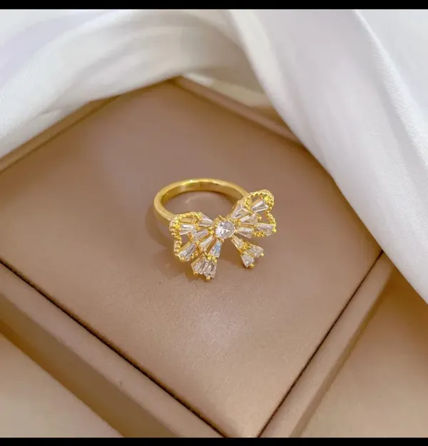 Gold_Alloy_Rings_For_Women