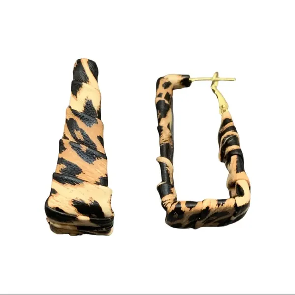 Animal_Print_Hoop_Earrings_In_Black_And_Beige_With_Gold_Plated_Backs_For_Women