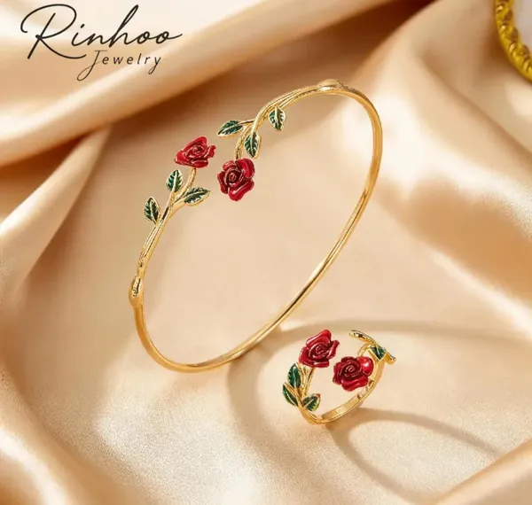 Gold_Alloy_Bracelet_For_Women