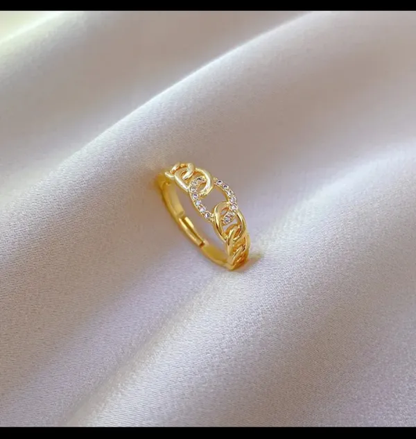 Gold_Alloy_Rings_For_Women