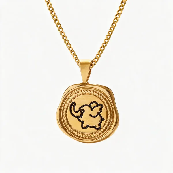 Gold_Alloy_Pendant_Necklace_For_Women