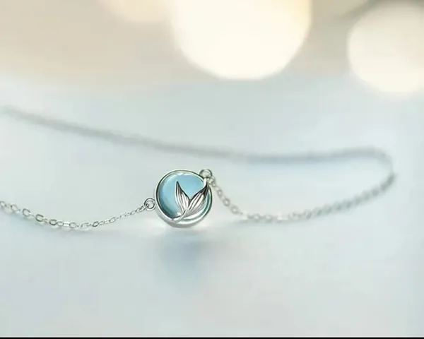 Silver_Alloy_Bracelet_For_Women