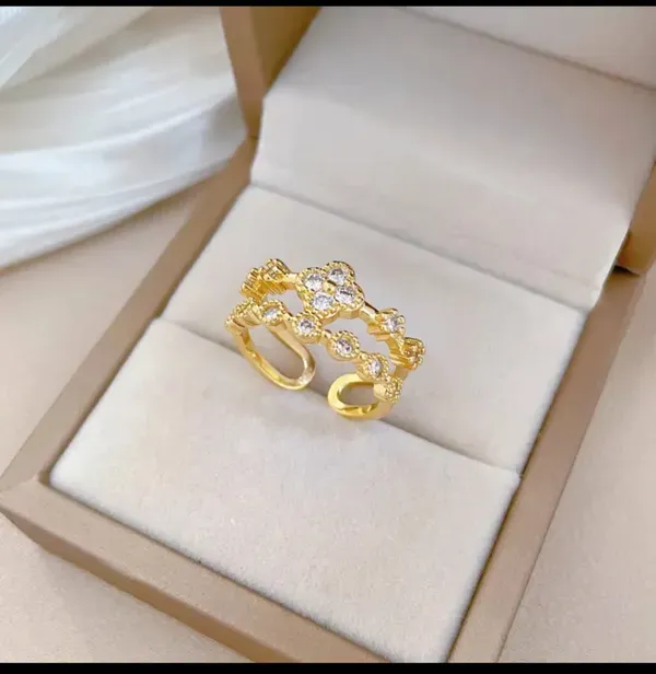 Gold_Alloy_Rings_For_Women