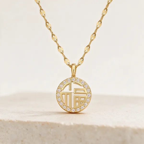 Gold_Alloy_Pendant_Necklace_For_Women