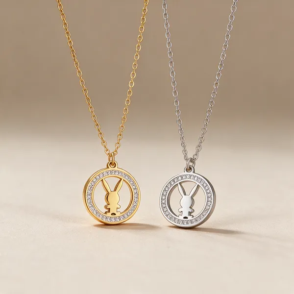 Gold_And_Silver_Alloy_Pendant_Necklace_For_Women