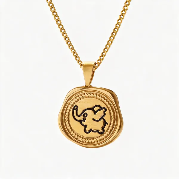 Gold_Alloy_Pendant_Necklace_For_Women