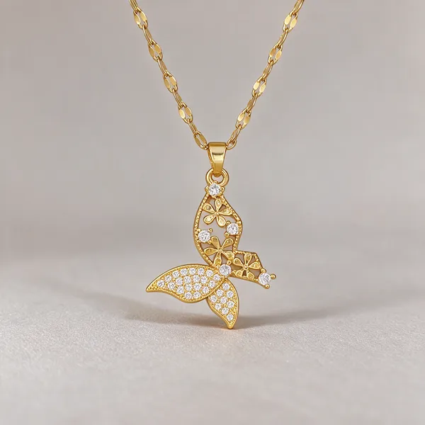 Gold_Alloy_Pendant_Necklace_For_Women