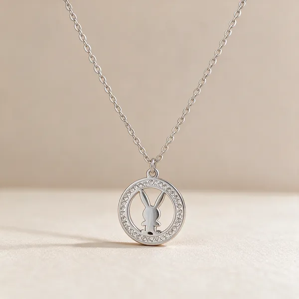Silver_Alloy_Pendant_Necklace_For_Women