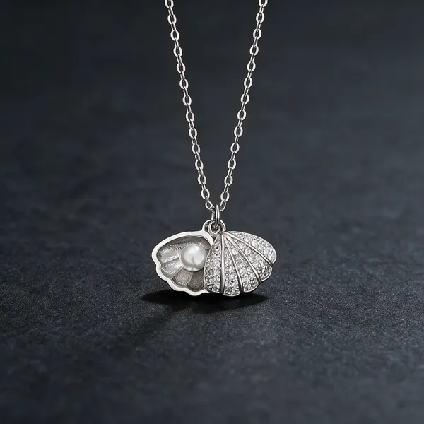 Silver_Alloy_Pendant_Necklace_For_Women