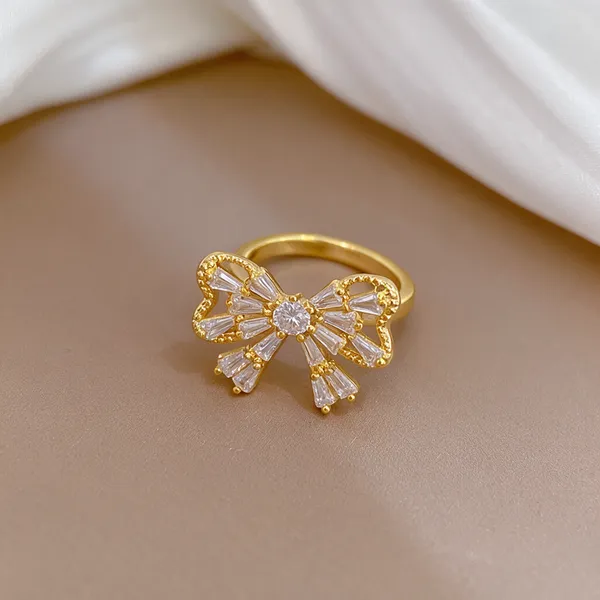 Gold_Alloy_Rings_For_Women
