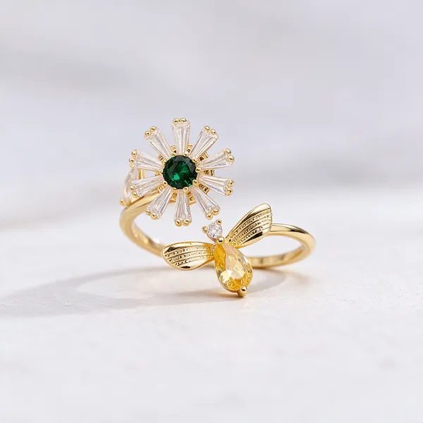 Gold_Alloy_Rings_For_Women