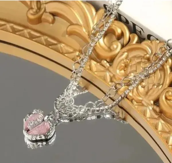 Silver_Alloy_Pendant_Necklace_For_Women