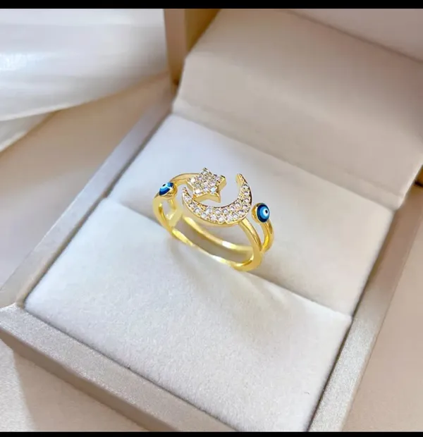 Gold_Alloy_Rings_For_Women