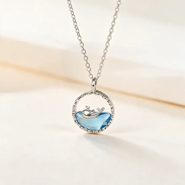 Silver_Alloy_Pendant_Necklace_For_Women