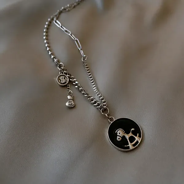 Silver_Alloy_Pendant_Necklace_For_Women
