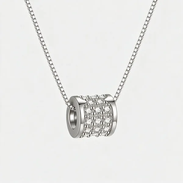 Silver_Alloy_Pendant_Necklace_For_Women