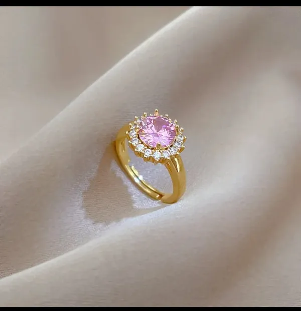 Gold_Alloy_Rings_For_Women