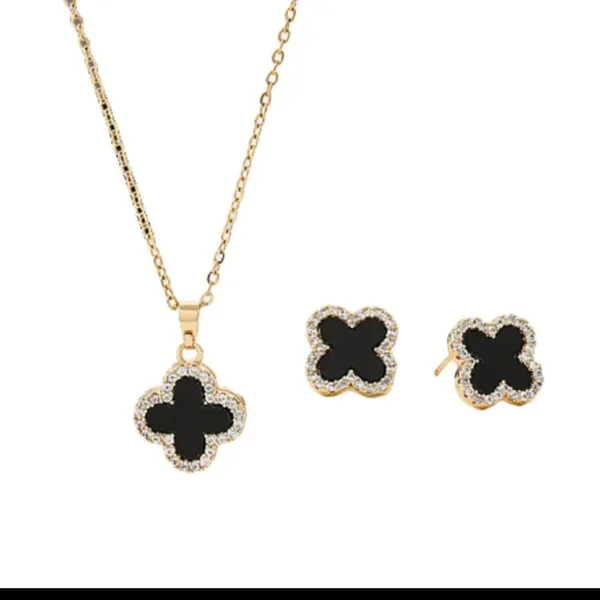 Gold_Alloy_Earrings_For_Women