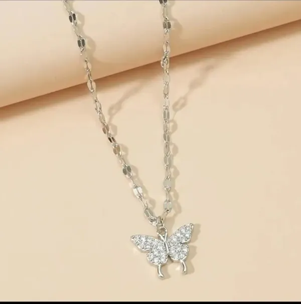 Silver_Butterfly_Layered_Necklace_Set_For_Women_Delicate_Chain_Pendant_For_Girls_Daily_Fashion_Accessories