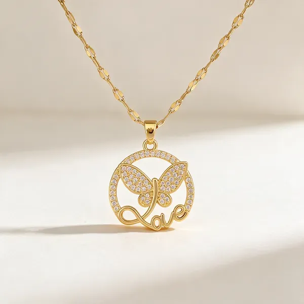 Gold_Alloy_Pendant_Necklace_For_Women