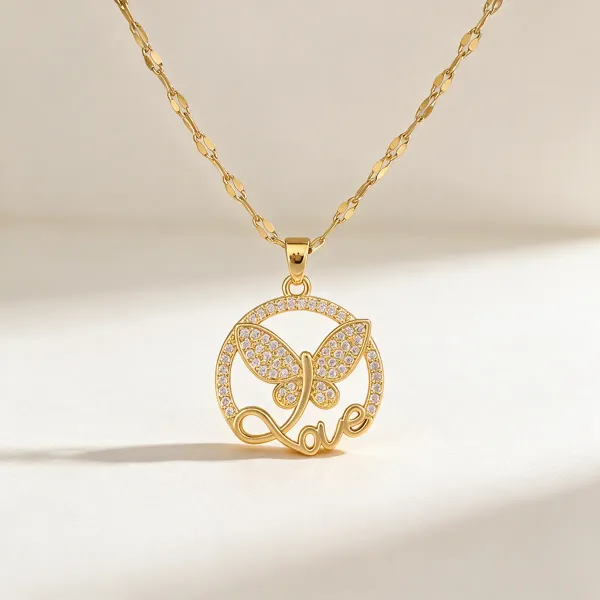 Gold_Alloy_Pendant_Necklace_For_Women