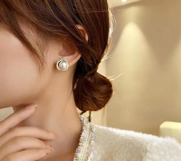 Gold_Alloy_Earrings_For_Women_Pack_Of_2