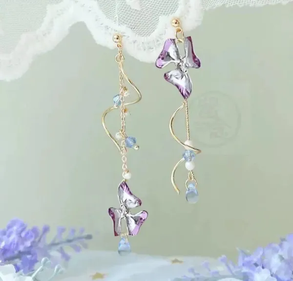 Elegant_Pink_Floral_Blue_Drop_Earrings_For_Women_Silver_Tone_Pearl_Beaded_Crystal_Statement_Jewellery_For_Party_Wedding_Festive_And_Stylish_Occasion_Wear