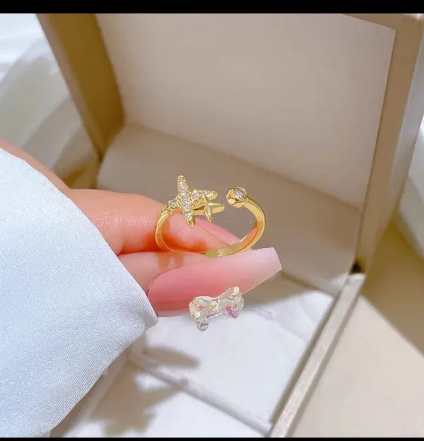 Gold_Alloy_Rings_For_Women