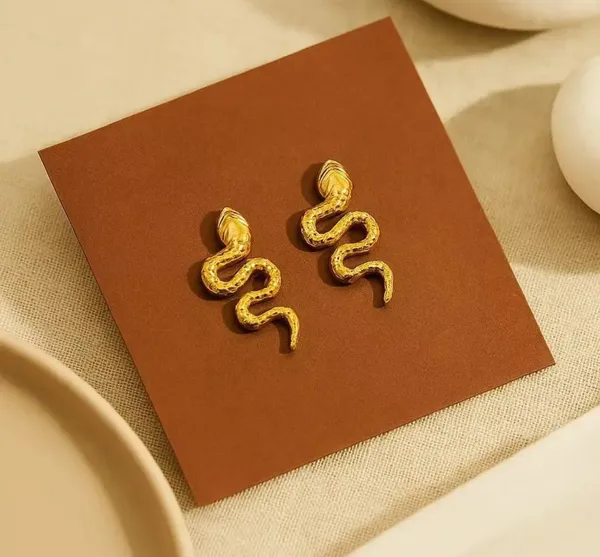 Gold_Tone_Snake_Drop_Earrings_For_Women_Textured_Serpent_Design_Trendy_Statement_Jewellery_For_Party_Casual_Evening_Vacation_And_Everyday_Wear