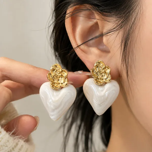 Elegant_White_Heart_Drop_Earrings_For_Women_Glossy_Marble_Effect_Heart_Design_With_Textured_Gold_Tone_Floral_Studs_Romantic_Trendy_Fashion_Jewellery_For_Party_Festive_And_Daily_Wear