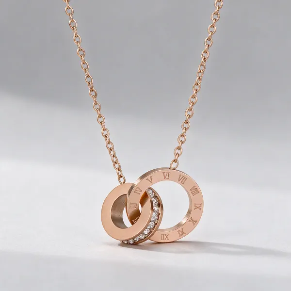 Gold_Alloy_Pendant_Necklace_For_Women