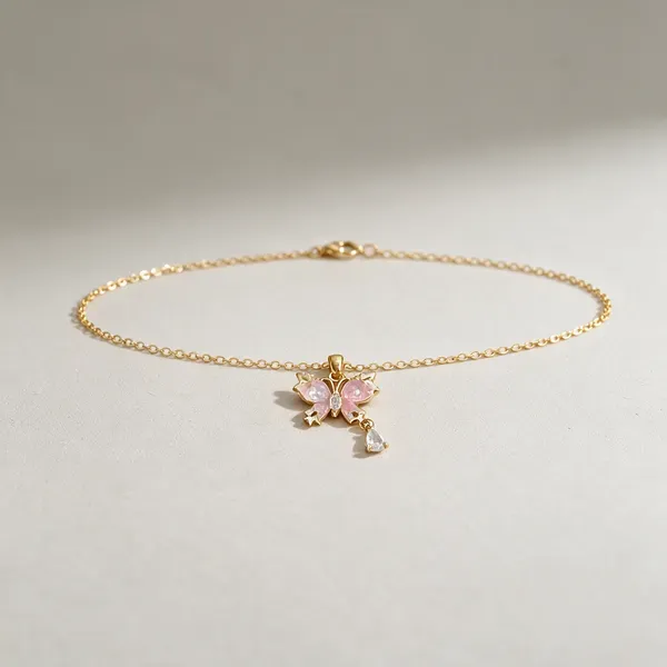 Gold_Alloy_Pendant_Necklace_For_Women