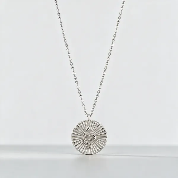 Silver_Alloy_Pendant_Necklace_For_Women