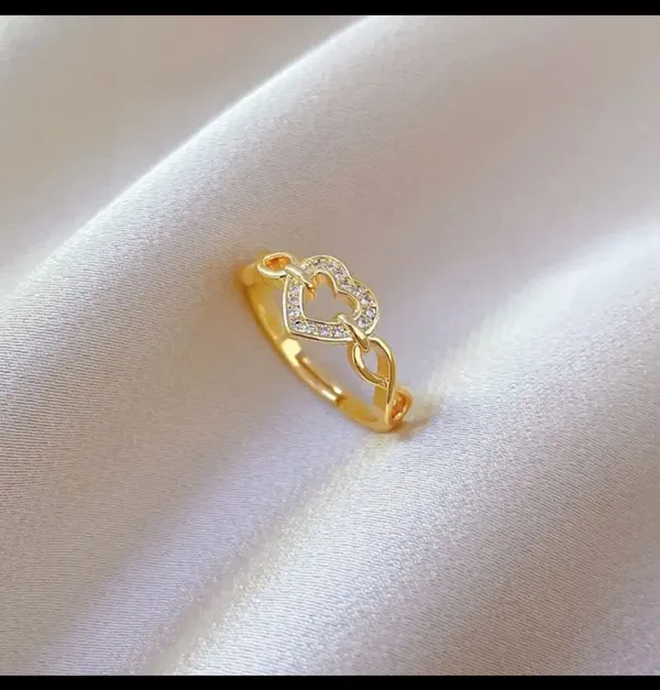 Gold_Alloy_Rings_For_Women
