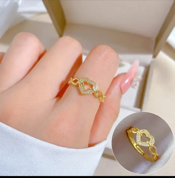 Gold_Alloy_Rings_For_Women