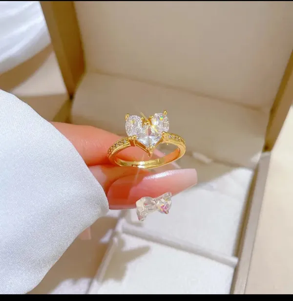 Gold_Alloy_Rings_For_Women