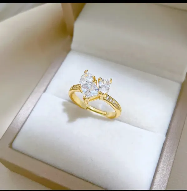 Gold_Alloy_Rings_For_Women