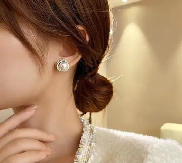 Gold_Alloy_Earrings_For_Women_Pack_Of_2