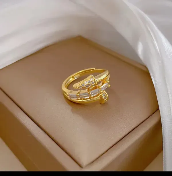 Gold_Alloy_Rings_For_Women